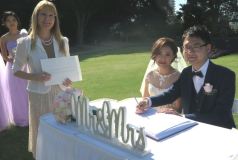 wedding ceremony at Rose garden botanic gardens